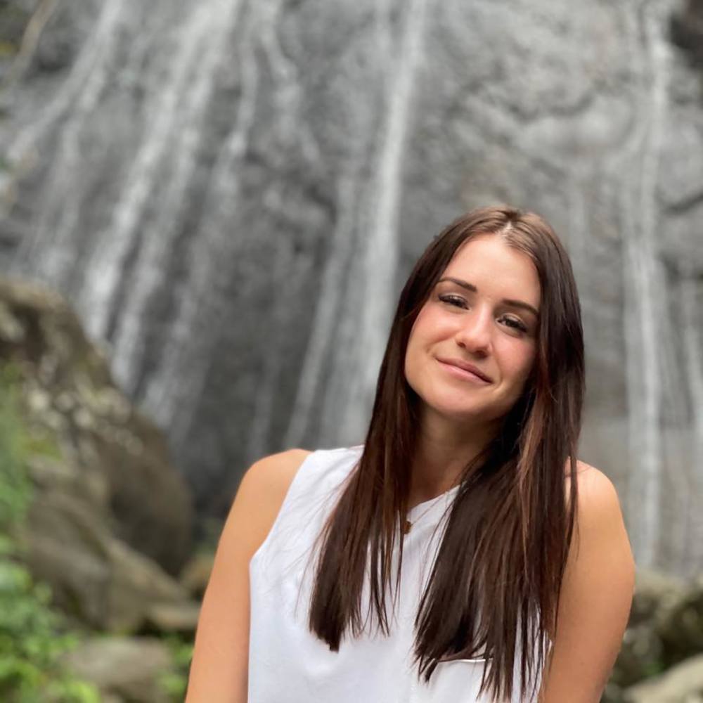 Meet your Posher, Amanda